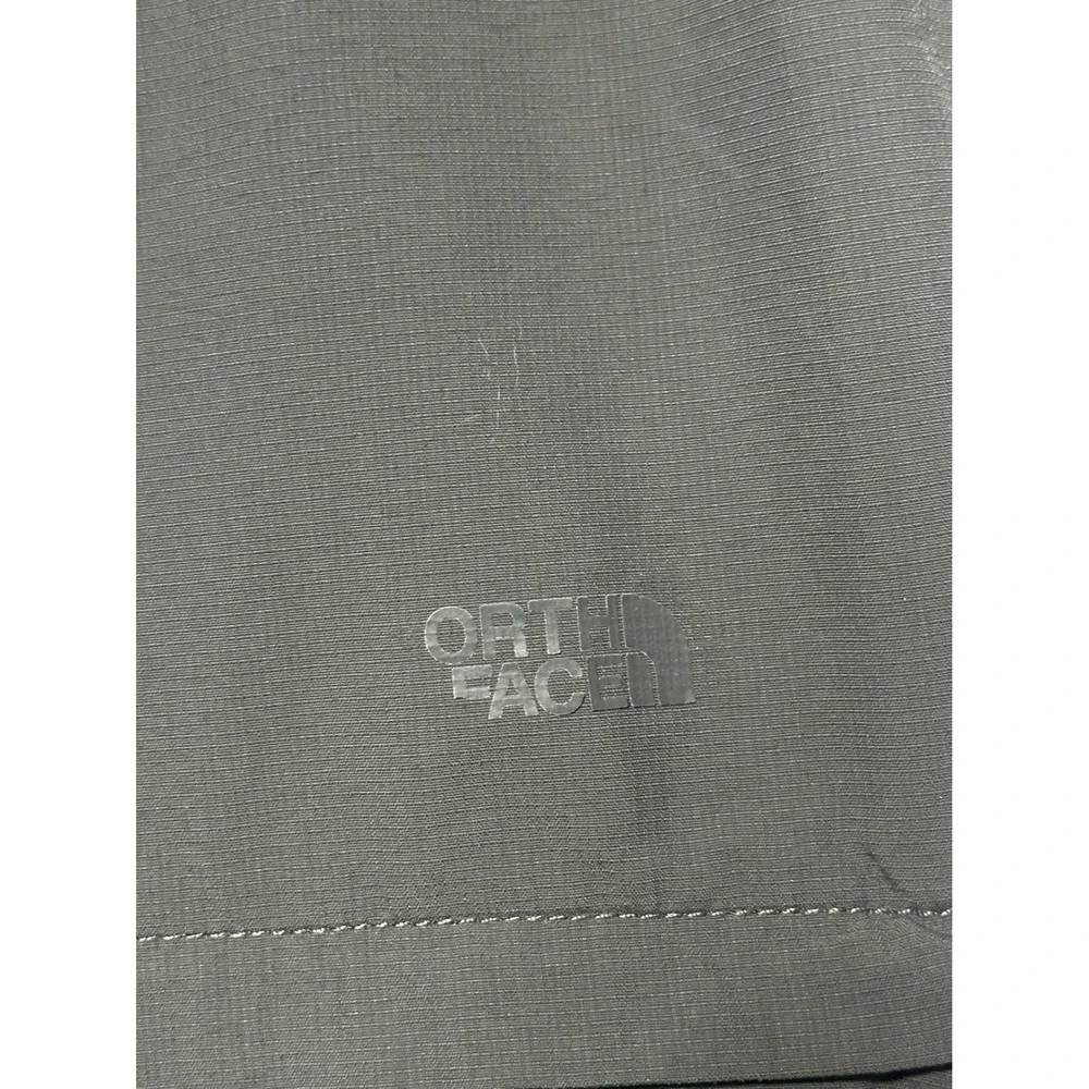 The North Face Mens 38‎ Regular Convertible Hiking Pants Black Zip Off Cargo